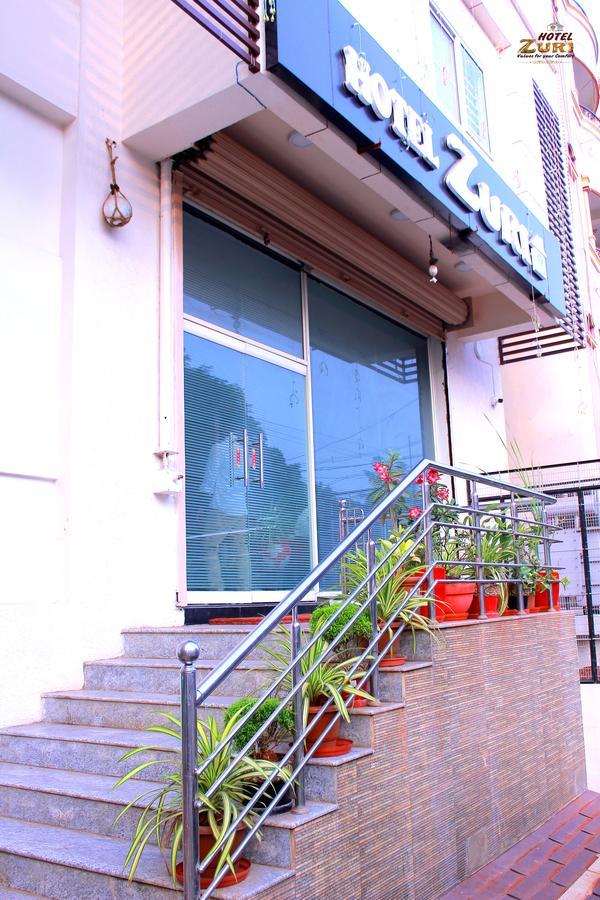Hotel Zuri Guntūr Екстериор снимка